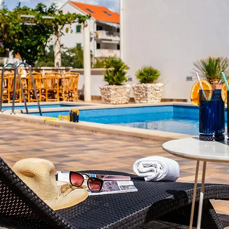 Apartment La Perla 2