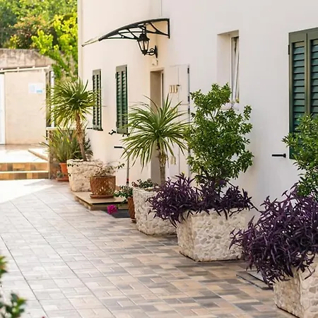 Apartment La Perla 2 Sutivan